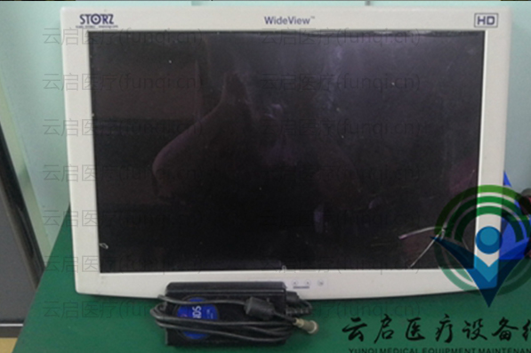 STORZ 9426HDA 顯示器外屏擋板破，內屏壞，連接線雜亂 600小 水印 1142.jpg