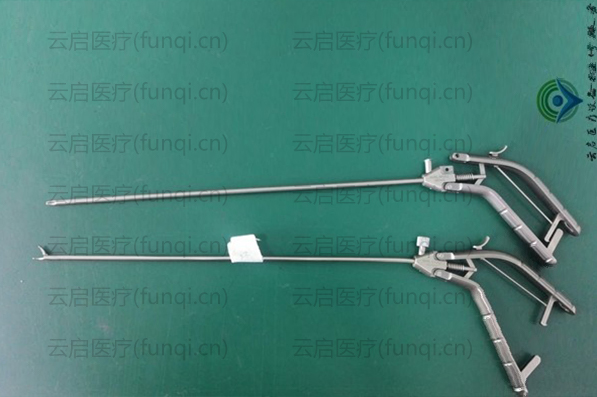 STORZ 261732 KC 持針器 外管嚴重變形，鉗頭打不開 600小 水印 1130.jpg